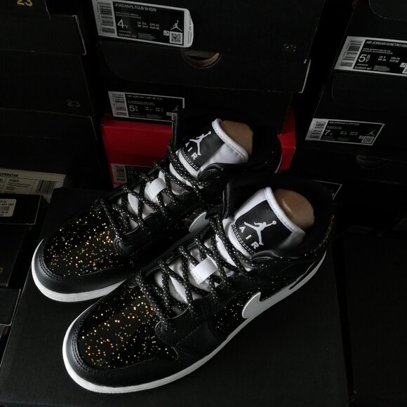 AIR JORDAN 1 SE MID "SPARKLE" WOMEN'S US SIZE 7.5 BRAND NEW IN BOX - Picture 4 of 10